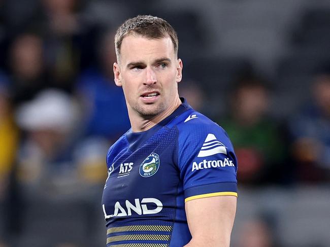 SYDNEY, AUSTRALIA - JULY 04: Clint Gutherson of the Eels warms uduring the round 18 NRL match between Parramatta Eels and South Sydney Rabbitohs at CommBank Stadium, on July 04, 2024, in Sydney, Australia. (Photo by Cameron Spencer/Getty Images)