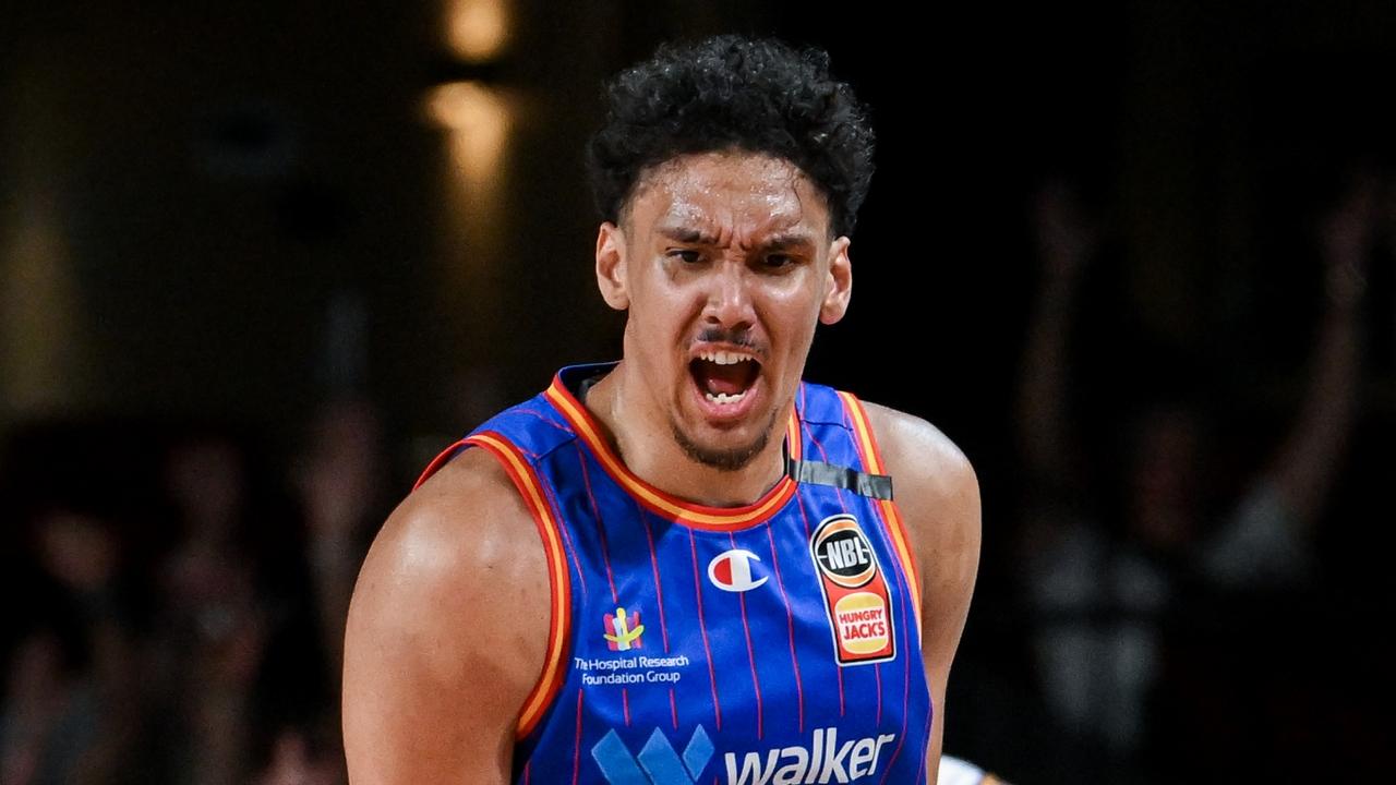 NBL Taipans: Waardenburg Re-signs | The Mercury