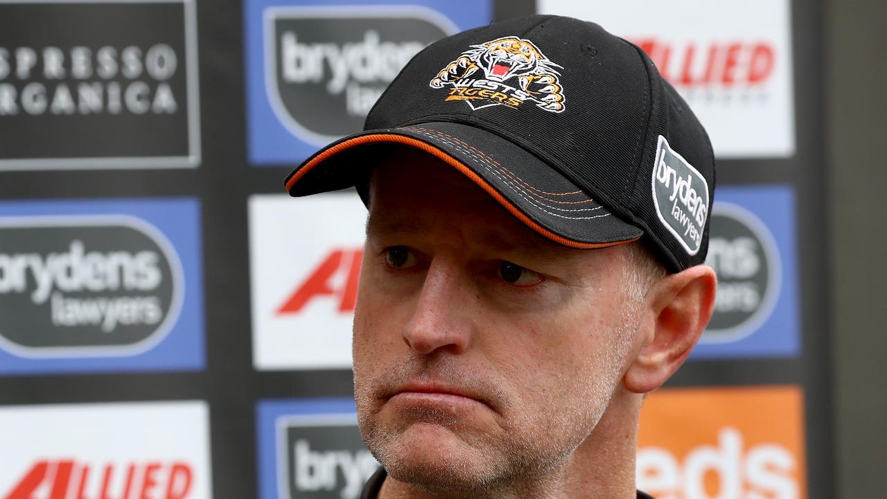 Wests Tigers help launch Beanie Round