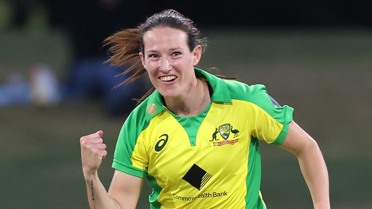 Megan Schutt rejoins Adelaide Strikers for WBBL|07 T20 cricket trip to ...