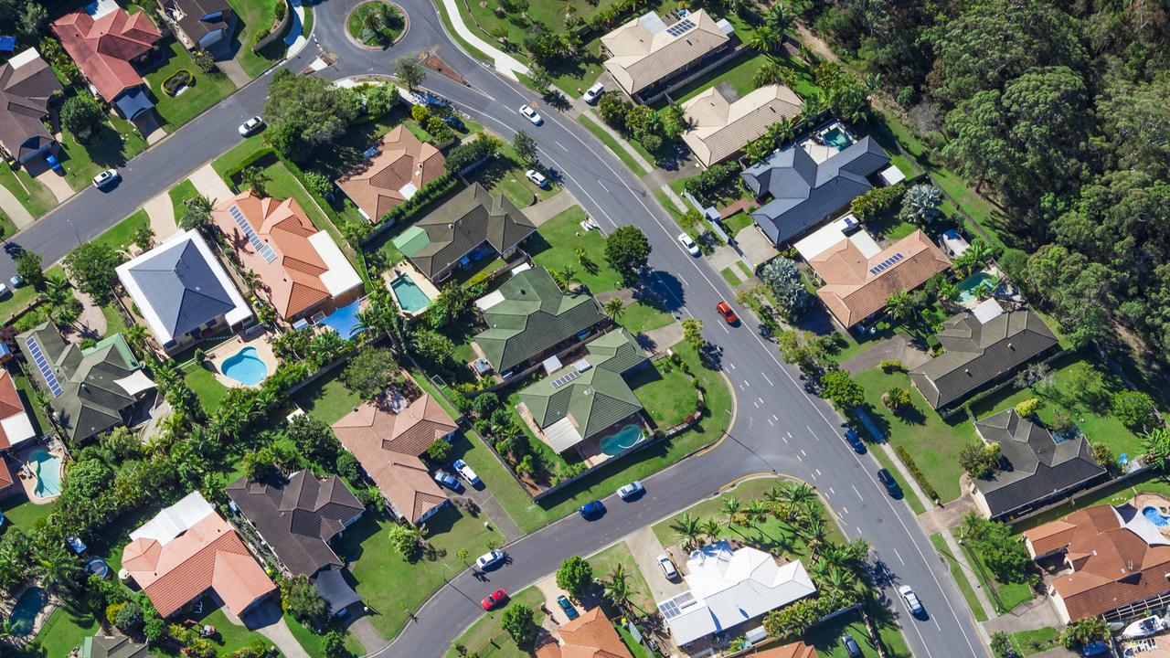 Up to 1000 homes will be sourced from the private market for the program.