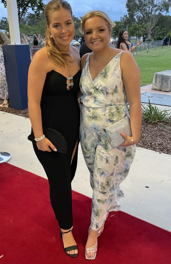 Isabel and Abbie at the 2023 Mountain Creek State High formal.