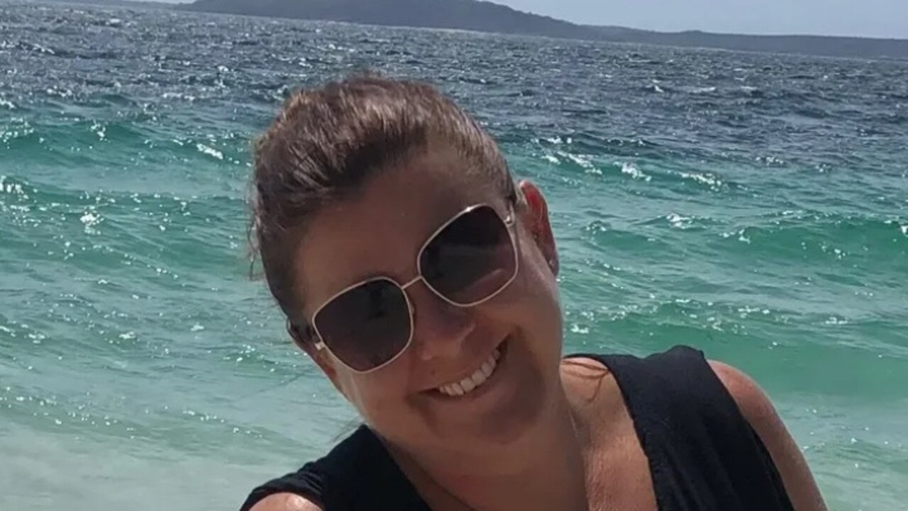 Shelley Tinkler, from NSW, was on holiday in Italy when she suddenly fell ill – she is now fighting for her life after tests revealed she has severe bacterial pneumonia.