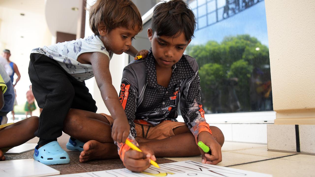 Kids from Borraloola gather to fight the mine's bond agreement with NTG. Picture: (A)manda Parkinson