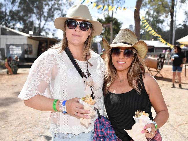 Kelli Rossl and Julz Gramatikas at Gympie Music Muster. Picture: Patrick Woods.