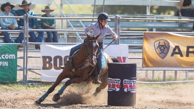 Kailee Rykers in action – competing in barrel racing. Picture: Kailee Rykers / Supplied.