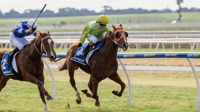 Sir Now holds off Mesrour for an upset win at Murray Bridge. Picture: Makoto Kaneko