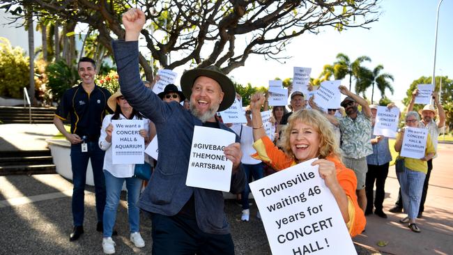 AFCM Protest for Concert Hall outside the Ville, venue for the Bush Summit. AFCM executive director Ricardo Peach and Joanne Keune. Picture: Evan Morgan