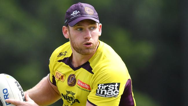 Matthew Lodge of the Broncos in action during Brisbane Broncos training at Clive Berghofer Field in Brisbane, Thursday, March 22, 2018. The Broncos are playing their third round NRL match against Wets Tigers on Friday night in Sydney. (AAP Image/Darren England) NO ARCHIVING, EDITORIAL USE ONLY