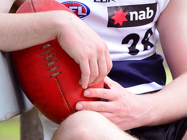 Scary find deep in AFL players’ concussed brains