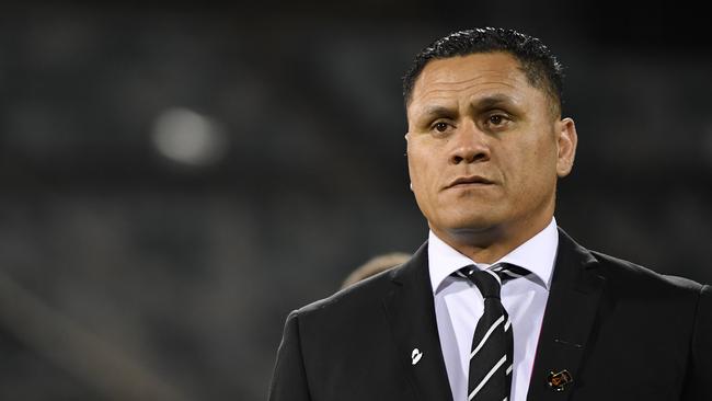 Kiwis coach David Kidwell reacts after loosing the trans-Tasman Test match between the Australian Kangaroos and the New Zealand Kiwis at GIO Stadium in Canberra, Friday, May 5, 2017. (AAP Image/Lukas Coch) NO ARCHIVING, EDITORIAL USE ONLY