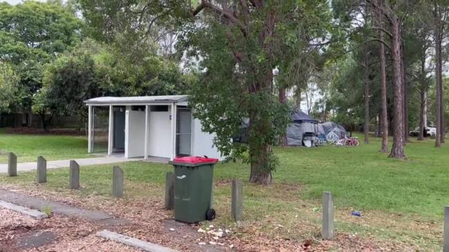 Premier visits the residents of a tent city at Rothwell