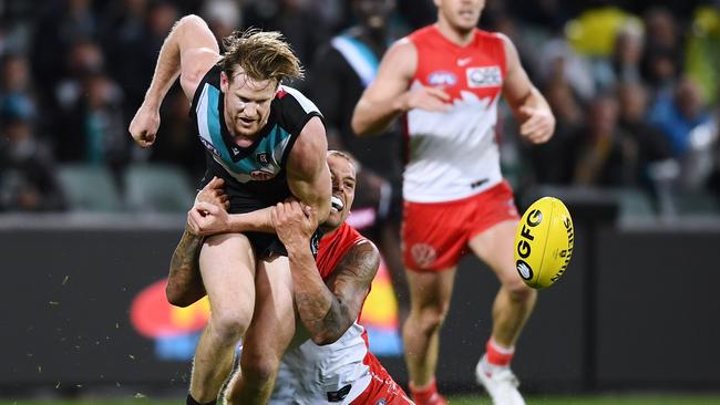 Lance Franklin’s brilliant rundown tackle was one of the many highlights from his stunning final quarter. Picture: Mark Brake/Getty Images