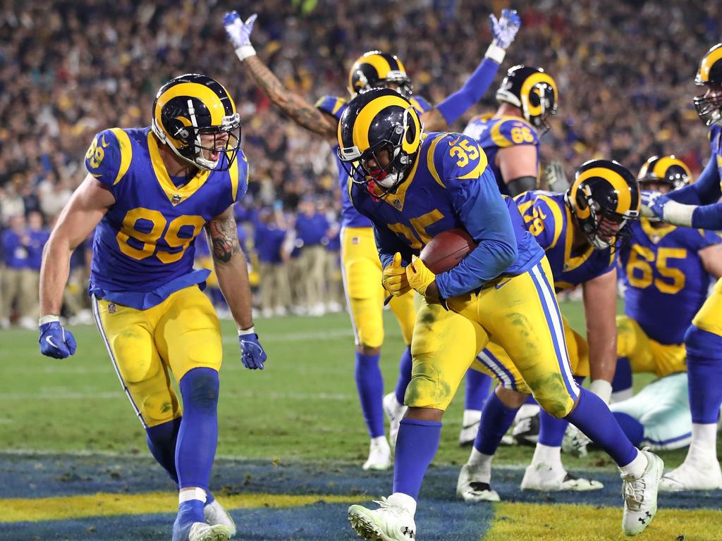 Did the LA Rams run all over Dallas because the Cowboys were unknowingly  tipping them off?