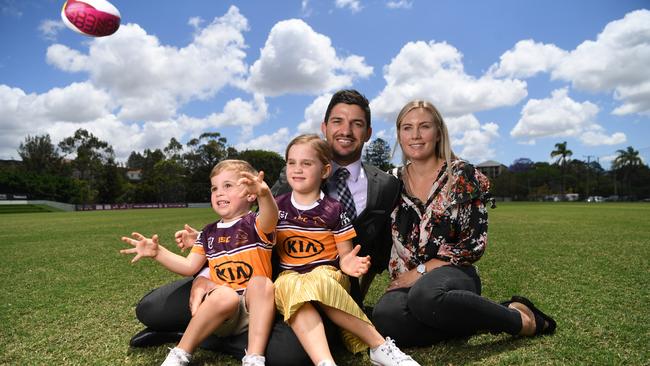 Matt Gillett with his family. Picture: AAP/Dan Peled