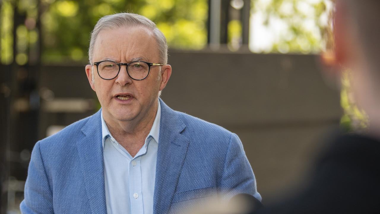 Prime Minister Anthony Albanese has come under fire for accepting “freebies” from Qantas. Picture: NewsWire / Simon Bullard