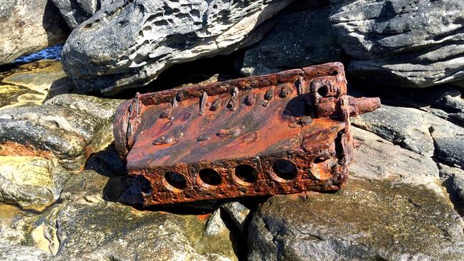 Part of the engine of the SDML wrecked on North Head in 1952