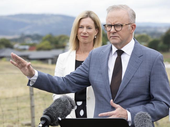 HOBART, AUSTRALIA - NewsWire Photos - JANUARY 15, 2025:, Prime Minister Anthony Albanese appears at a press conference in Hobart. Picture: NewsWire / Eddie Safarik