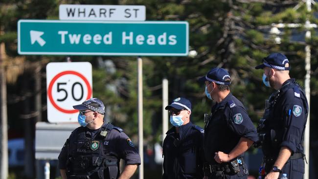 Police at the border in Tweed Heads. Picture: NCA Newswire / Scott Powick