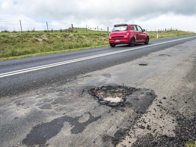 Country motorists had the most gripes about the state of local roads. Picture: Rob Leeson