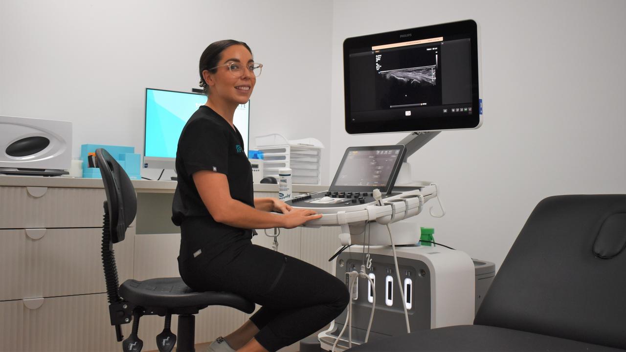 Ashleigh Buchholz testing our her Philips ultrasound machine at her new clinic, Elite Imaging Group.