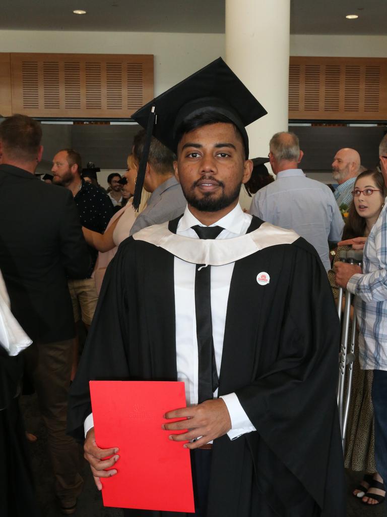 45+ PHOTOS: Griffith University graduation on Gold Coast | Gold Coast ...