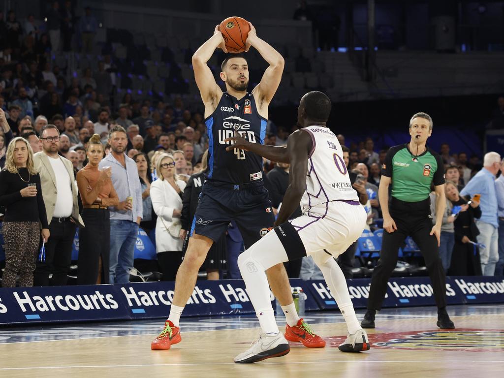 Melbourne United’s Chris Goulding looks to pass the ball. Picture: Getty Images