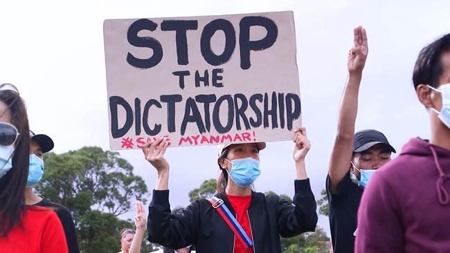 Hundreds gathered in Brelsford Park Coffs Harbour to protest the military coup in Myanmar. Photo: Frank Redward