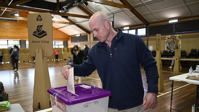 Senator David Pocock votes at Charles Conder Primary School in Canberra. Picture: NewsWire / Martin Ollman
