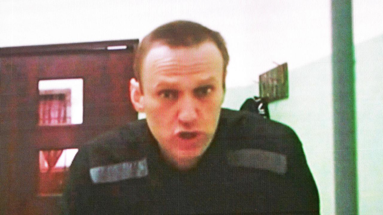 Jailed Russian Opposition Leader Alexei Navalny Says Hes Fine After Weeks Missing In Gulag 9380