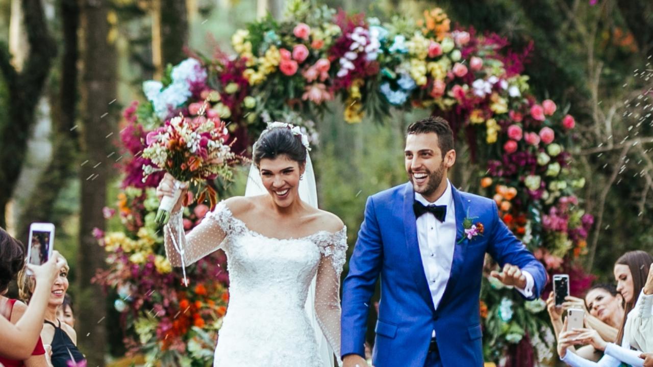 Big wedding blowout: Sydneysiders engaged for longer than ever