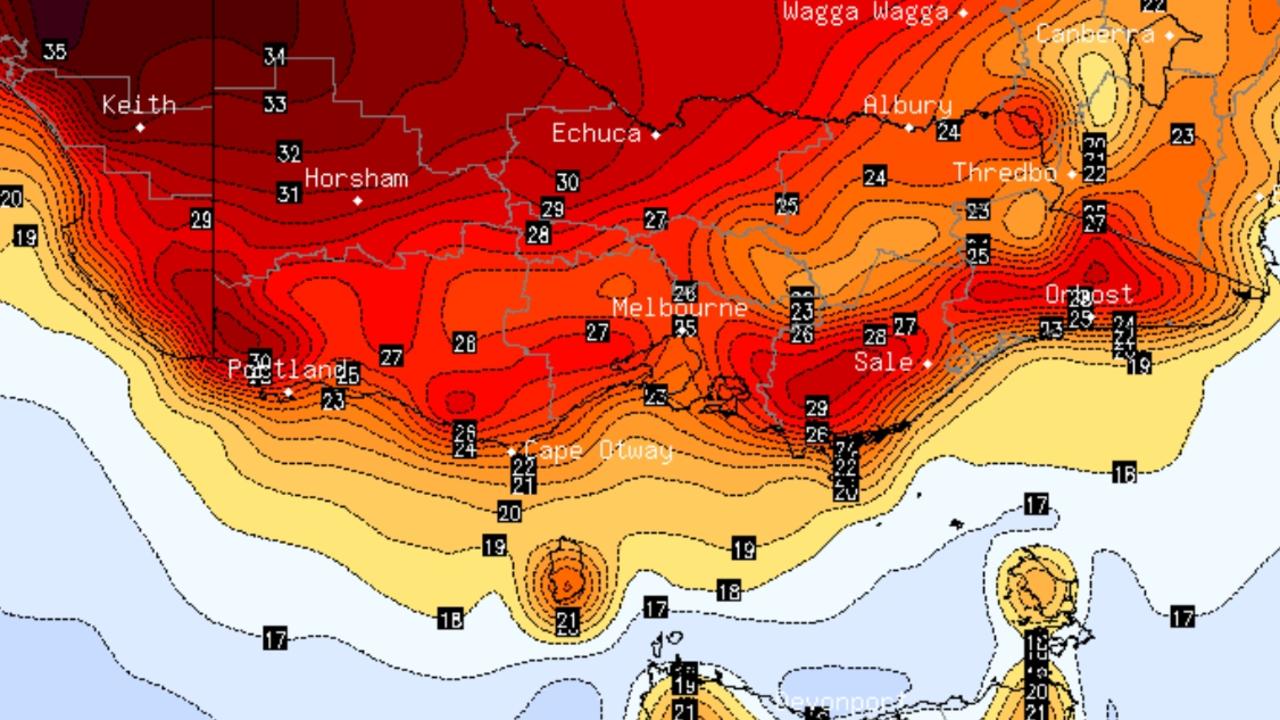 Melbourne is headed for a top of 29C on Melbourne Cup Day Tuesday, which would make it the warmest Melbourne Cup Day since 2014. Picture: BSCH via NCA NewsWire