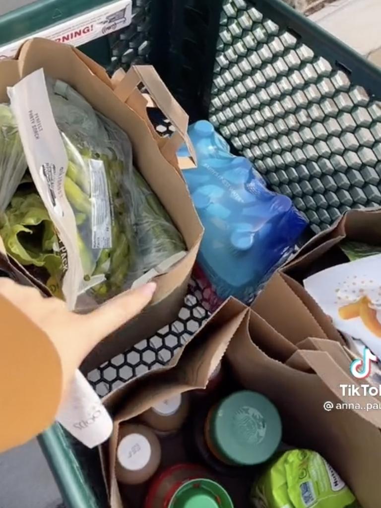 They bought two bags of fresh food and some drinks. Picture: TikTok/Anna Paul