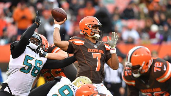 DeShone Kizer has been fed to the wolves in his rookie season as the Browns quarterback.