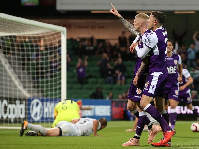 PERTH, AUSTRALIA - NOVEMBER 03: Andy Keogh of the Glory celebrates a goal during the round three A-League match between the Perth Glory and the Brisbane Roar at nib Stadium on November 03, 2018 in Perth, Australia. (Photo by Paul Kane/Getty Images)
