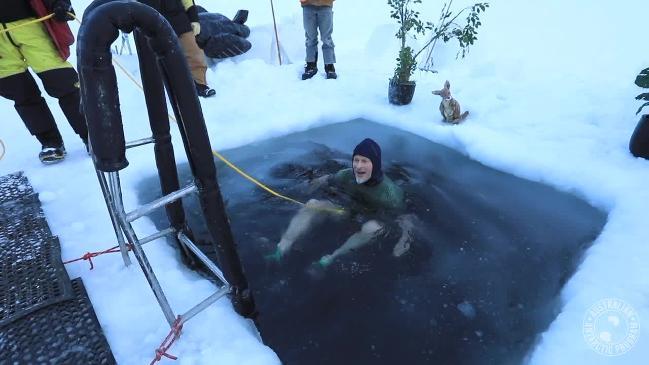 Icy pool plunge to celebrate midwinter