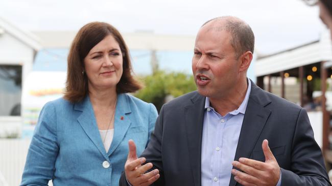 Treasurer Josh Frydenberg visits Bomboras cafe in Torquay, Victoria on Tursday. Picture: NCA NewsWire/ David Crosling