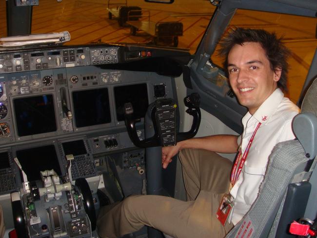 Aust flight steward Nathan Edwards died after plunging to his death from a Phuket hotel balcony in Thailand, during a flight stop-over while working for Virgin Blue Airlines.