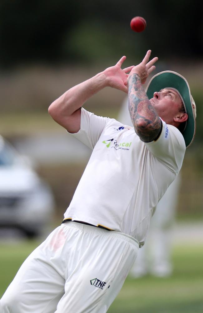 Sean Ayres gets under a catch for Plenty Valley. Picture: Brendan Francis