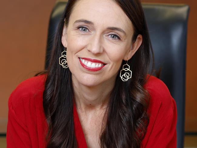 WELLINGTON, NEW ZEALAND - JANUARY 25: New Zealand Prime Minister Jacinda Ardern poses at her desk for the last time as prime minister at Parliament on January 25, 2023 in Wellington, New Zealand. Chris Hipkins will be sworn-in as the new Prime Minister of New Zealand following the resignation of Ardern.  (Photo by Hagen Hopkins/Getty Images)