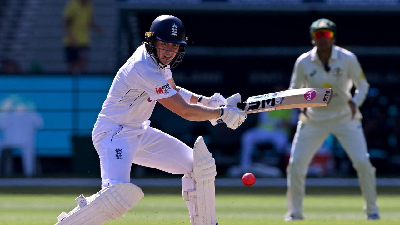 English Knight Defends Ashes Loss: Team Stronger Than Scoreboard Shows