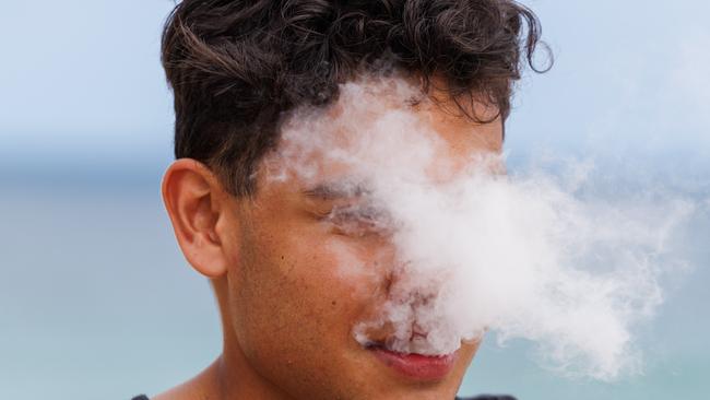 SYDNEY, AUSTRALIA - NewsWire Photos JANUARY 18, 2024. Luca Cruzado, 20 pictured vaping at Bondi. Picture: NCA NewsWire / David Swift