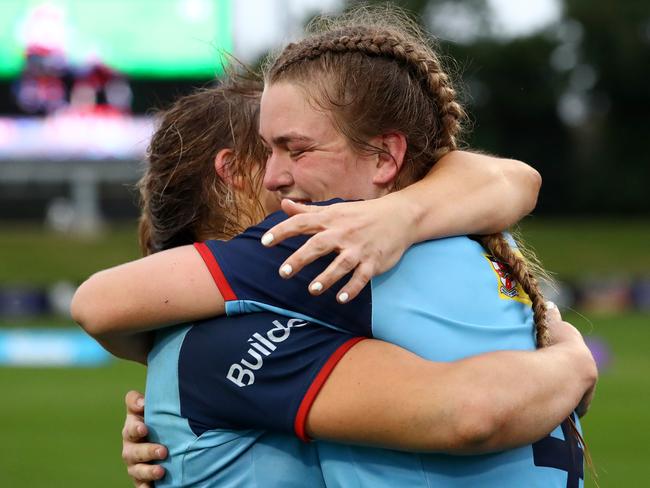 ‘Peas in a pod’: Coffs besties chase Rugby World Cup dream