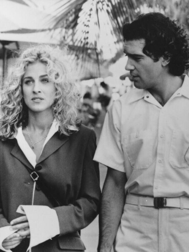 Sarah Jessica Parker with Antonio Banderas in scene from Miami Rhapsody. Picture: Advertiser Library