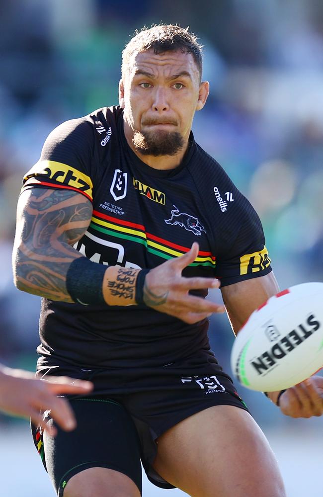 CANBERRA, AUSTRALIA – AUGUST 24: James Fisher-Harris of the Panthers in action during the round 25 NRL match between Canberra Raiders and Penrith Panthers at GIO Stadium, on August 24, 2024, in Canberra, Australia. (Photo by Mark Nolan/Getty Images)