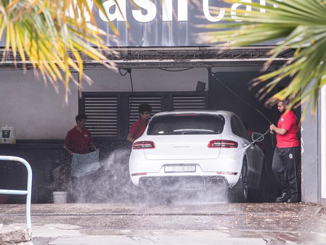 Crystal Car Wash have job ads offreing $30 an hour with an immediate start. Picture: Flavio Brancaleone