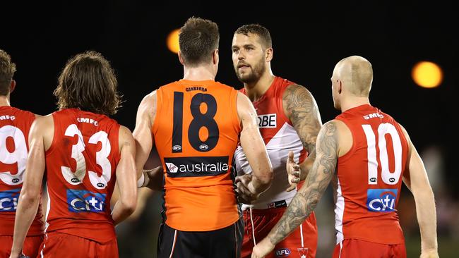 SYDNEY, AUSTRALIA - MARCH 09: Lance Franklin of the Swans and Jeremy Cameron of the Giants shake hands following the JLT Community Series AFL match between the Sydney Swans and the Greater Western Sydney Giants at Blacktown International Sportspark on March 9, 2018 in Sydney, Australia. (Photo by Cameron Spencer/Getty Images)