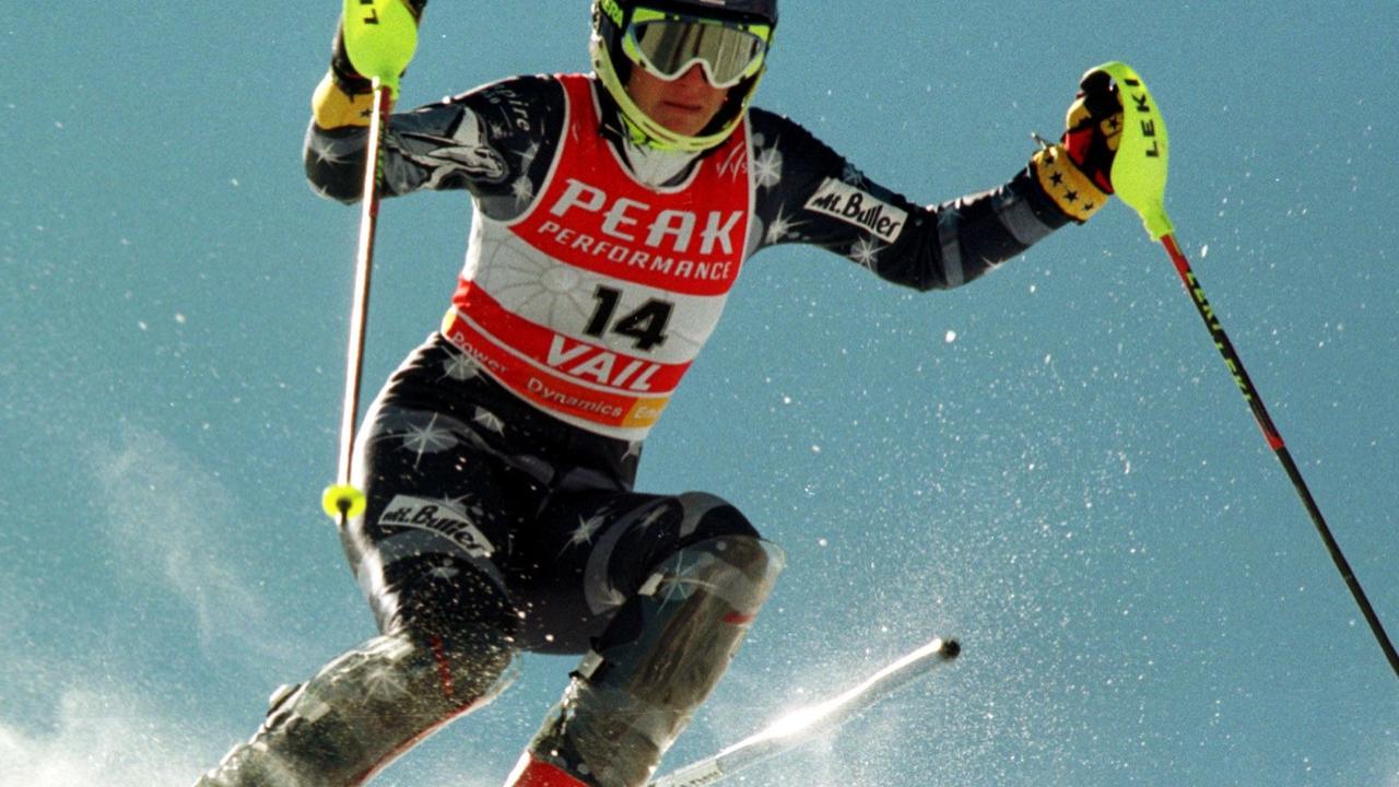  Zali Steggall competing in women's slalom at 1999 World Alpine Championships.