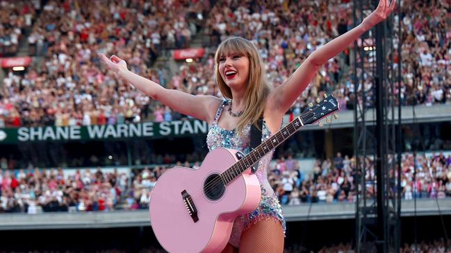 MELBOURNE, AUSTRALIA - FEBRUARY 16: EDITORIAL USE ONLY. NO BOOK COVERS Taylor Swift performs at Melbourne Cricket Ground on February 16, 2024 in Melbourne, Australia. (Photo by Graham Denholm/TAS24/Getty Images for TAS Rights Management)