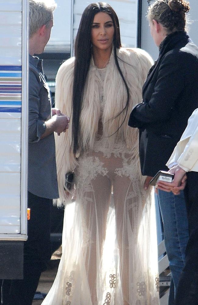Kardashian stands near a trailer before shooting scenes for Oceans Eight.